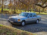 Mercedes-Benz W124 300D  Ehrlicher Klassiker - Mercedes-Benz 300: D W124