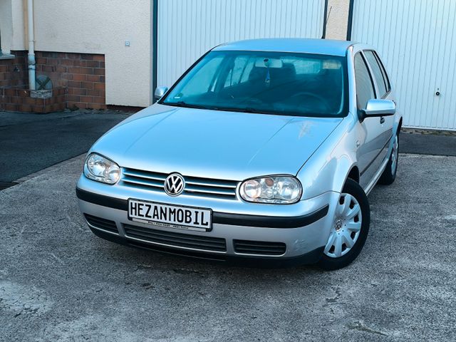 Volkswagen Golf 1.6 Aut TÜV NEU