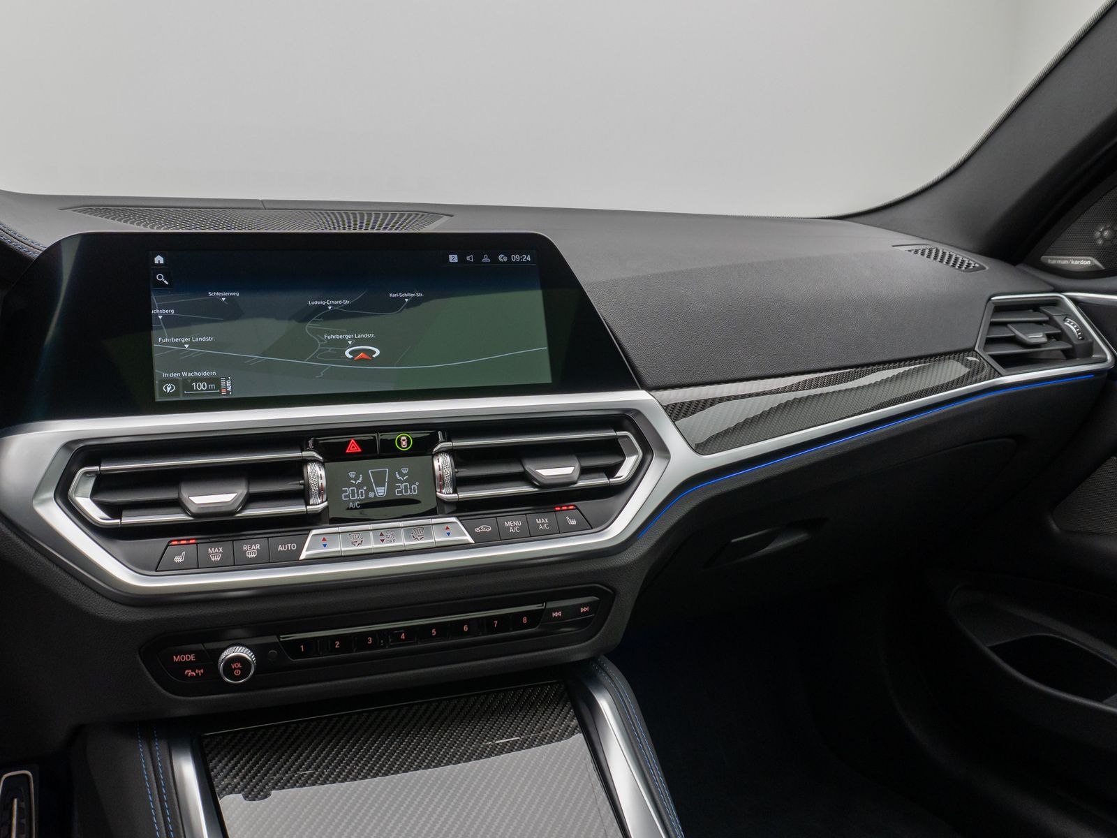 Fahrzeugabbildung BMW M440d xD Coupé 360°Glasdach HUD Laser DAB H/K