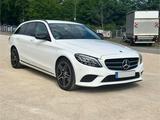 Mercedes-Benz C 300 d T Autom. - - Mercedes-Benz C 300 mit Diesel-Antrieb