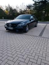 Mercedes-Benz AMG Paket Panorma Kamera Distronic+ 8fach bereif - Mercedes-Benz E 500: Von Privat