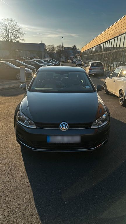 Image of Volkswagen Golf