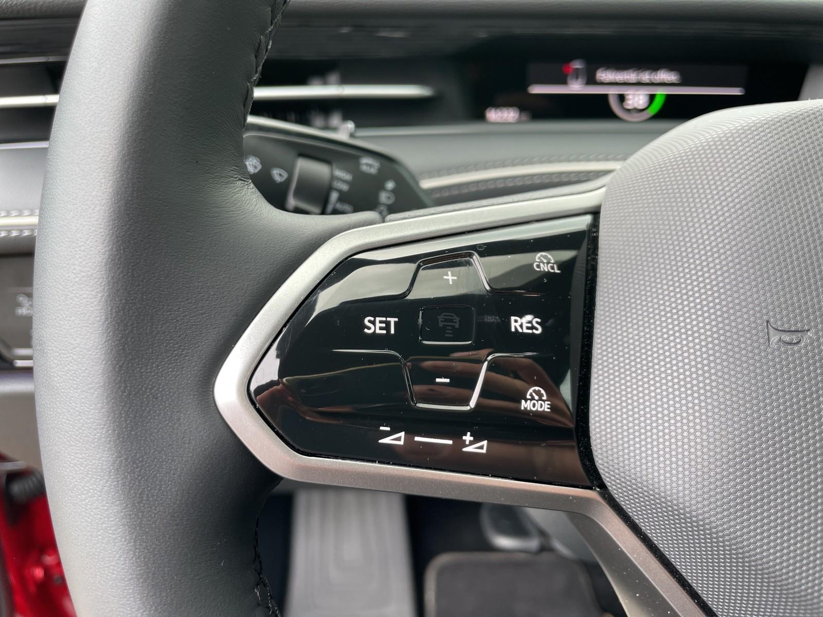 Volkswagen ID.7 Tourer Pro +AHK+MATRIX+AREA-VIEW+NAVI+LED++