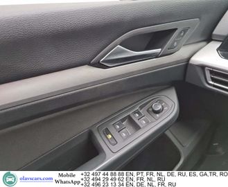 Volkswagen Golf - 6