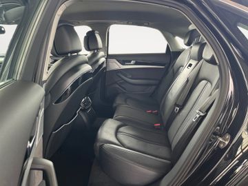 Audi A8 - 10