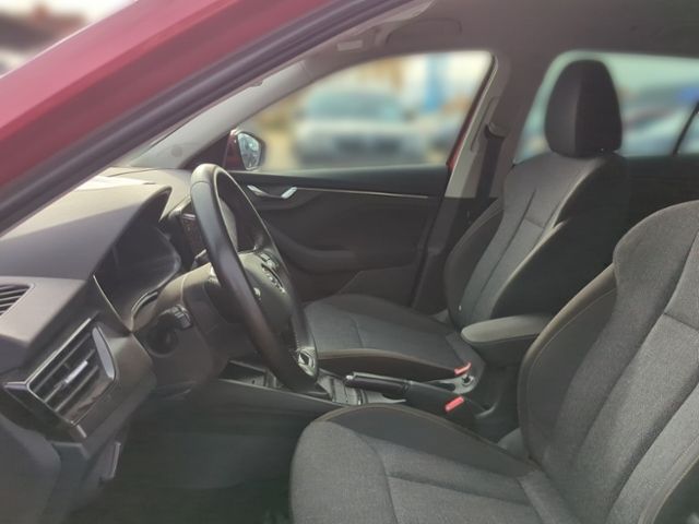 Fahrzeugabbildung SKODA Kamiq 1.0 TSI CLEVER AHK VOLL-LED KAMERA