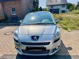 Peugeot 5008 1,6 Business-Line HDi FAP 160 Automatik... - Peugeot 5008 mit Diesel-Antrieb: Kleinbus, 1.6