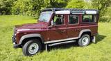 Land Rover Defender 110 TD4 Station Wagon E E - rote Land Rover Defender