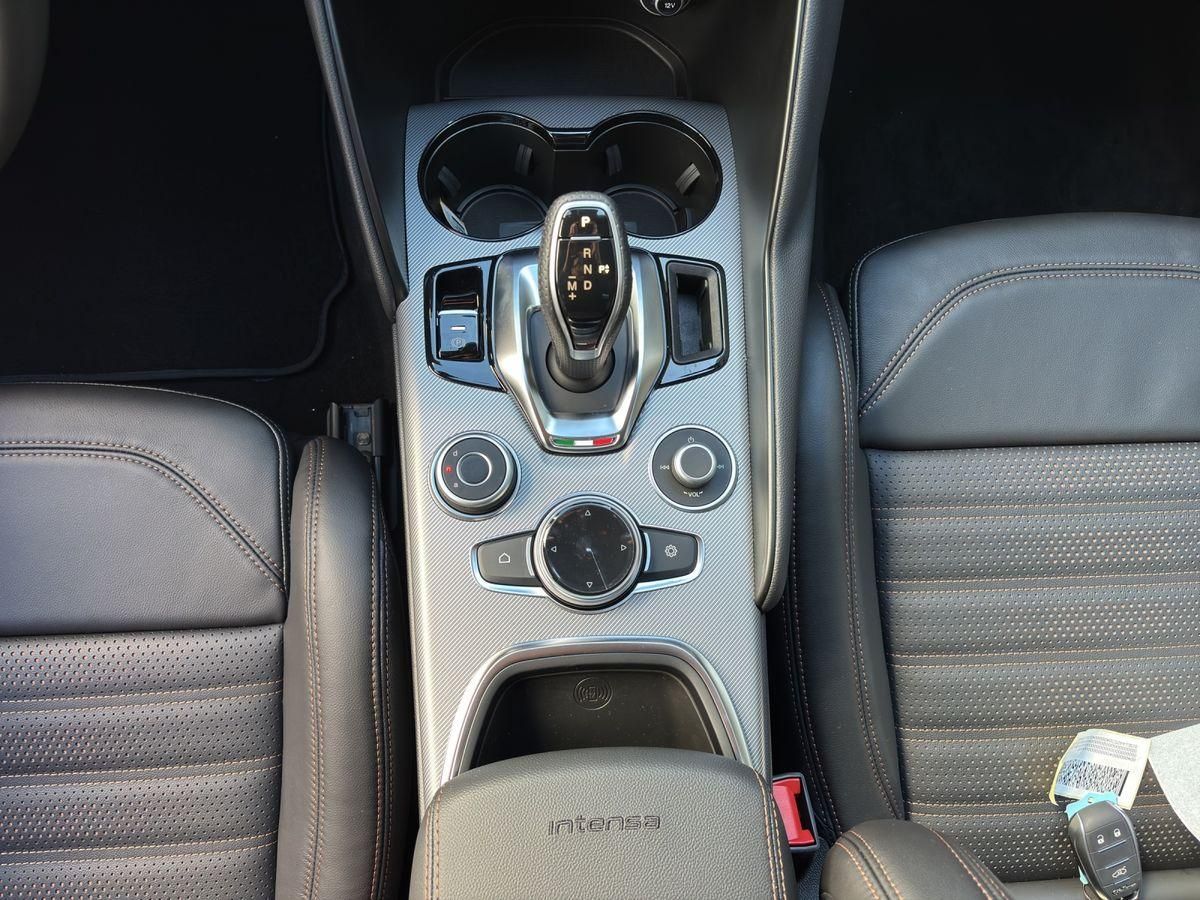 Alfa Romeo Giulia - Bild 16