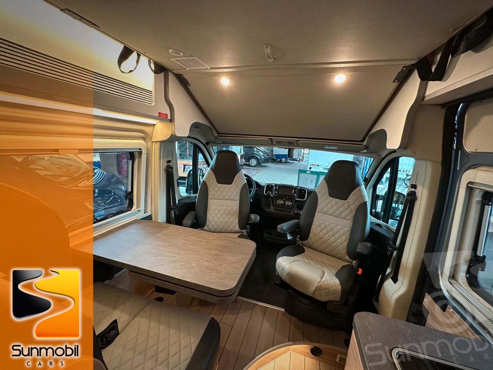 Fahrzeugabbildung Weinsberg CaraBus 600 DQ Edition Fire Automatik