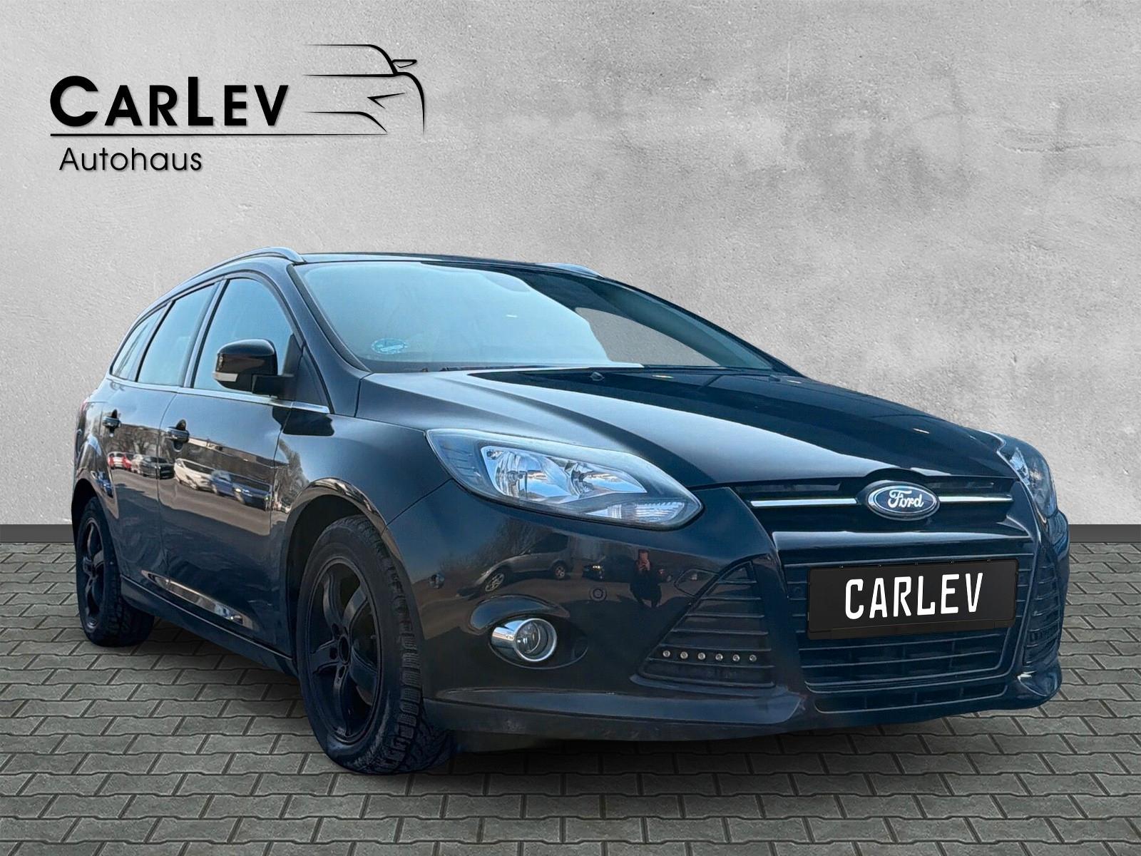 Ford Focus Turn Titanium Zahnriemen neu PDC SHZ AluF