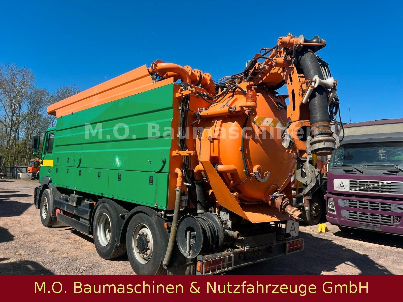 Fahrzeugabbildung MAN 26.440 /Assmann Saug & Spülwagen / 6x2 /