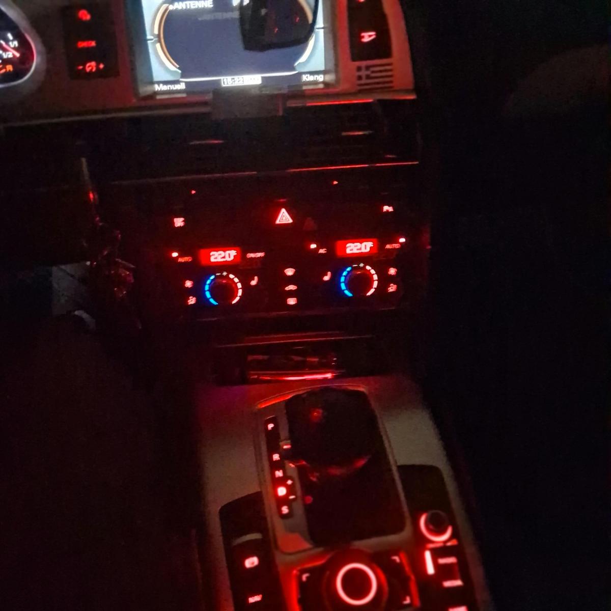 Audi Quattro 2011 — photo 8