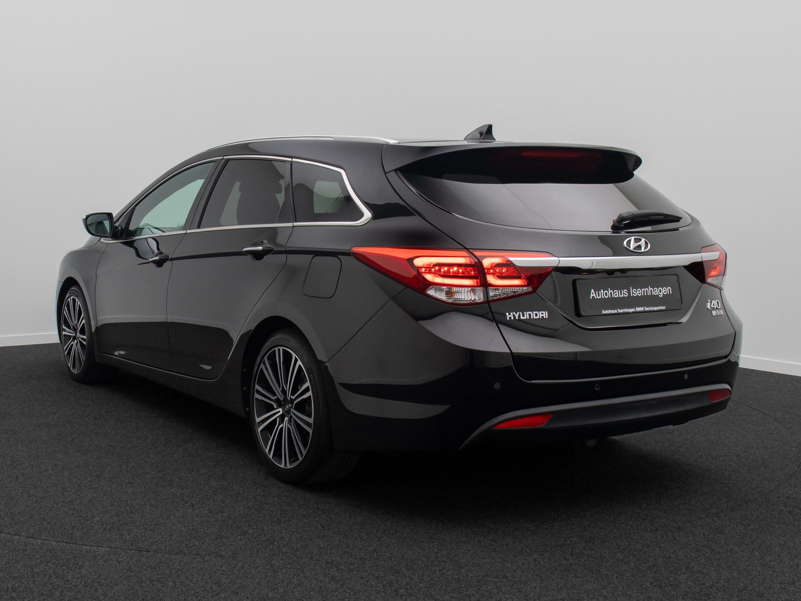 Fahrzeugabbildung Hyundai i40 Premium Kamera DAB Memory InfinitySound 18"