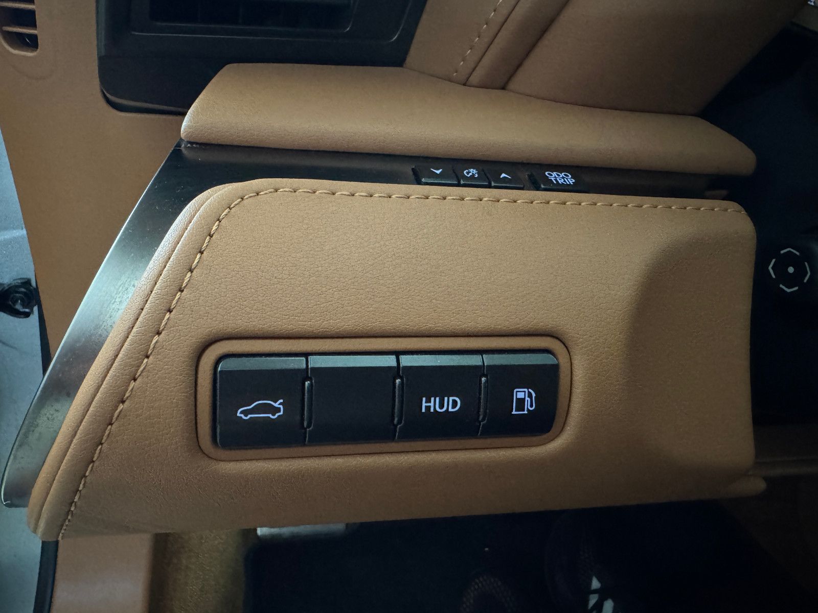 Lexus LC 500h COUPE PANO HUD LEVINSON TOURING PAKET