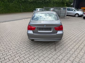 BMW 318 - 6