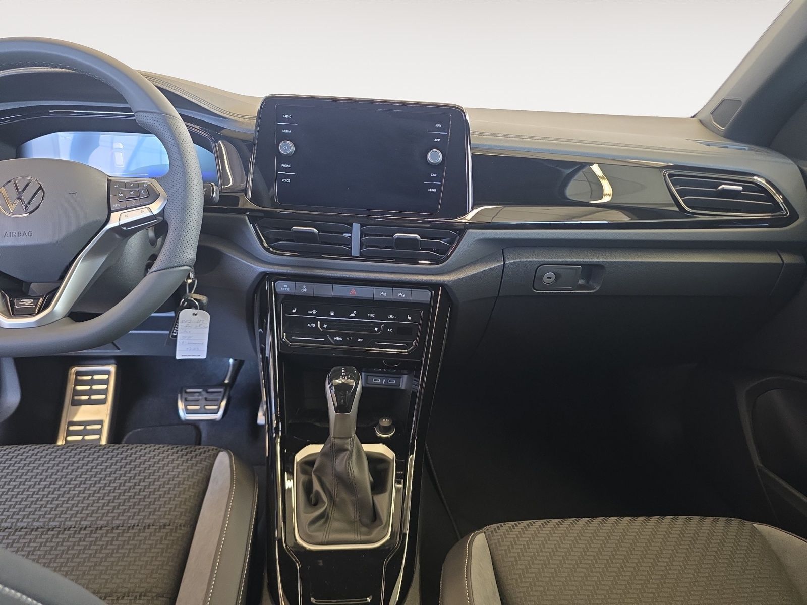 Volkswagen T-Roc - Bild 12