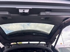 Fahrzeugabbildung Land Rover Discovery 5 HSE Luxury TD6,7-Sitze,Vollausstatt.