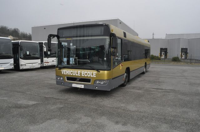 Volvo 7700 A3 AUTO ECOLE