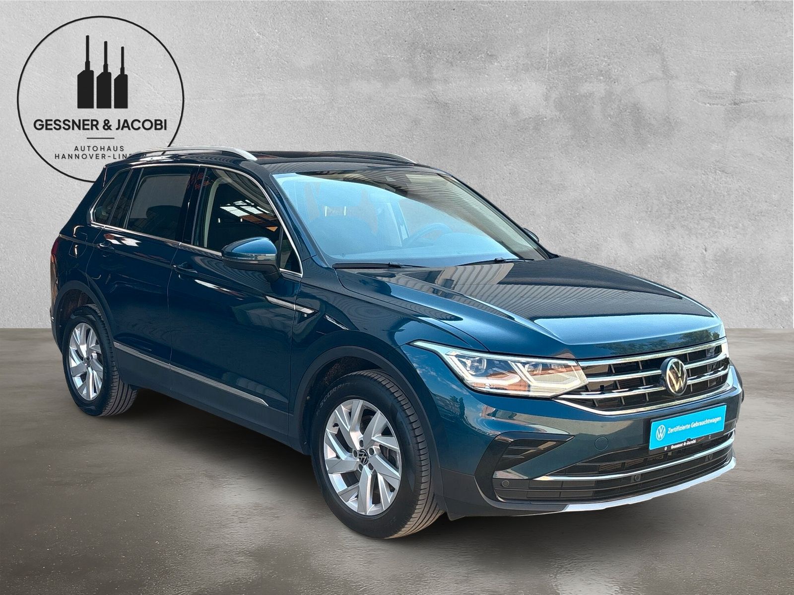 Fahrzeugabbildung Volkswagen Tiguan 2.0 TSI 4Motion Elegance PANO Keyless PDC