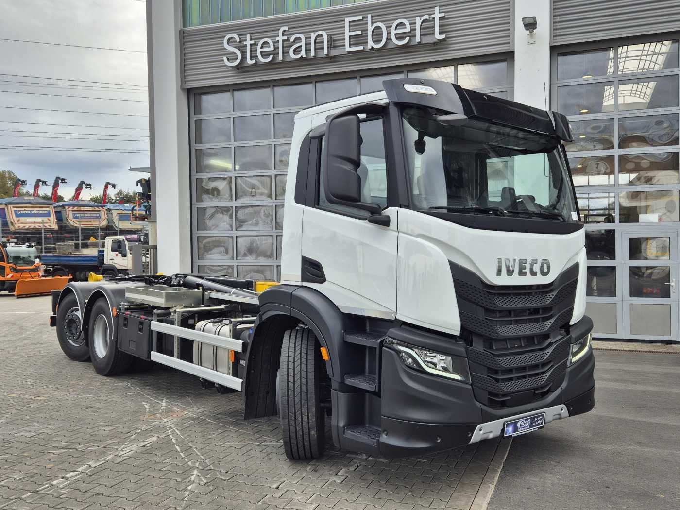 Fahrzeugabbildung Iveco X-Way AD280X46Y/PS ON 6x2 Palfinger PHT20SLD5