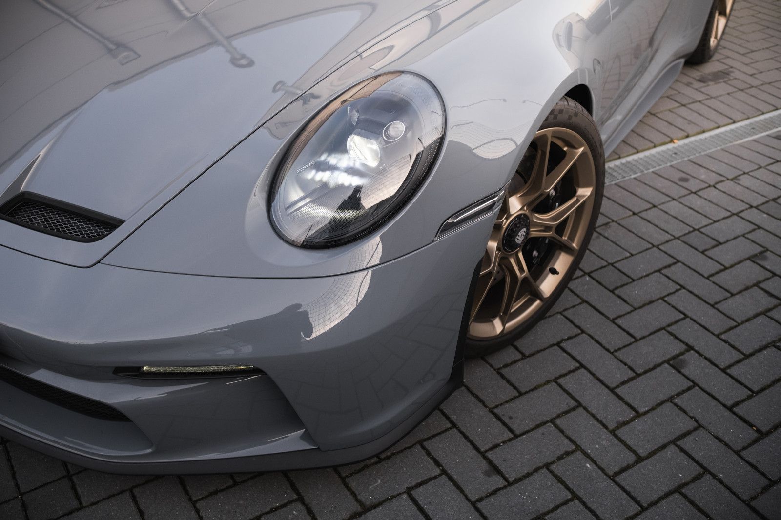 Fahrzeugabbildung Porsche 992/911 GT3 Touring-Lift-PDLS-Kamera-90L.-1. Hd.