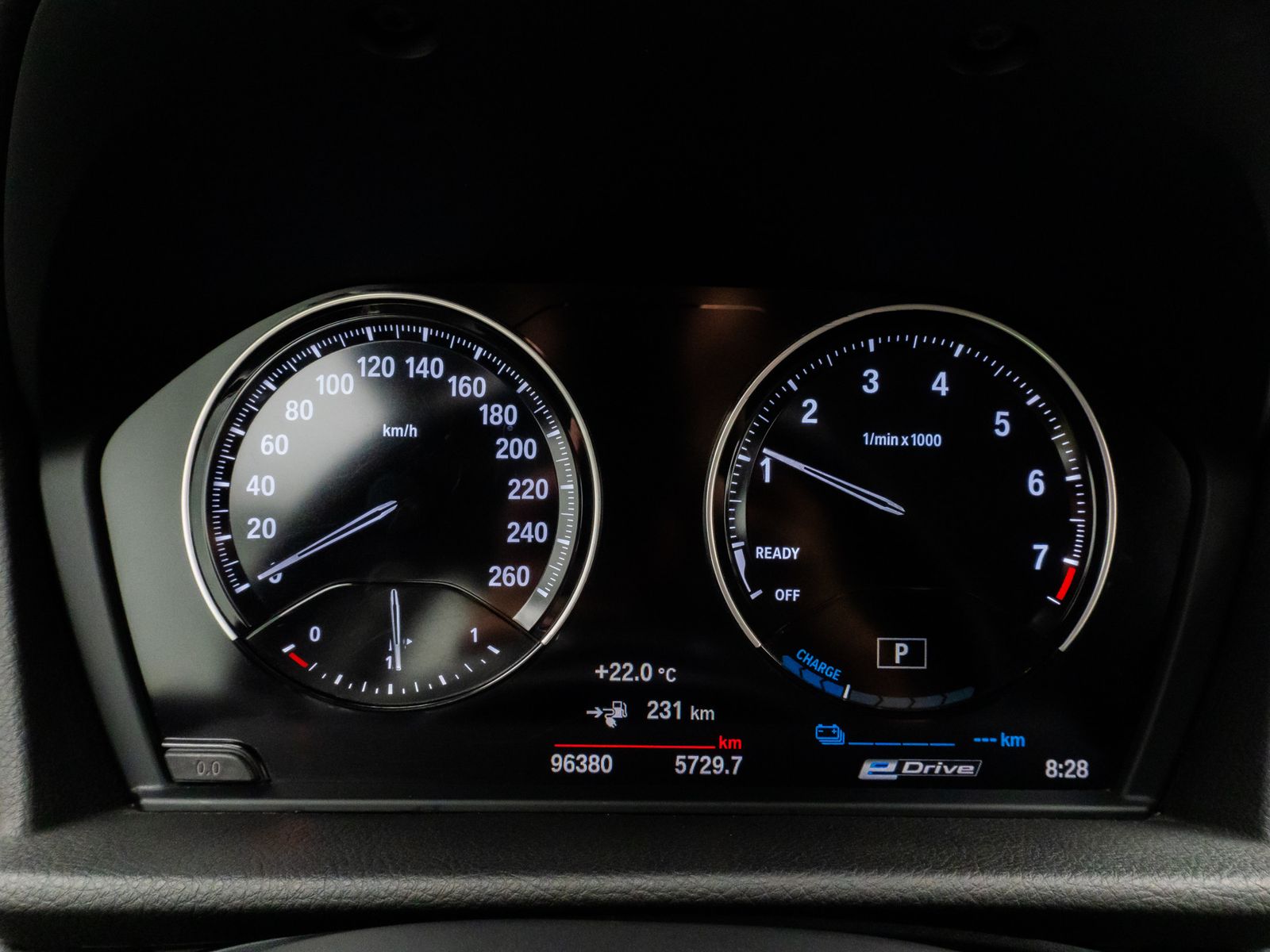 Fahrzeugabbildung BMW 225xe iPerf  Active Tourer Navi Geschwindig Touc