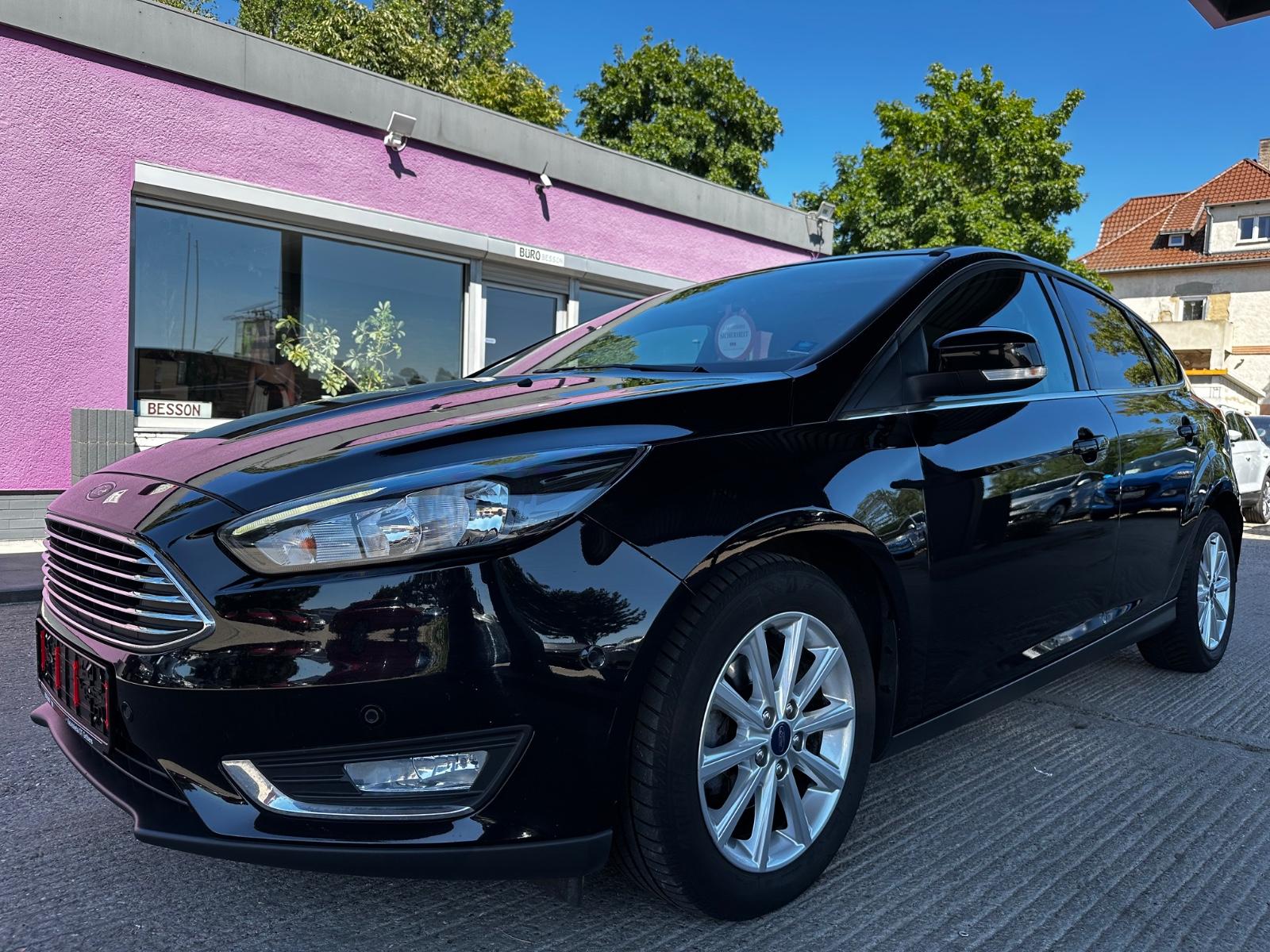 Ford Focus Lim. Titanium "HU/AU+Service+Garantie"