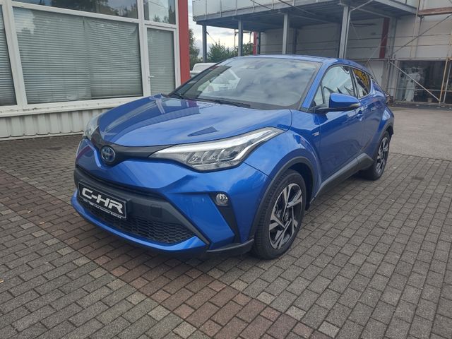 Toyota C-HR Hybrid Team D