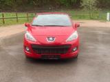 Peugeot 207 CC Cabrio-Coupe Active - Peugeot 207 Active mit Benzin-Antrieb