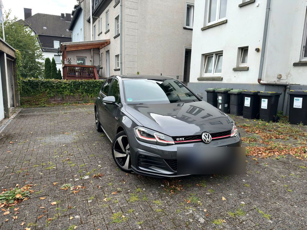 Image of Volkswagen Golf