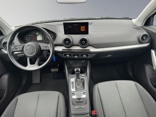 Q2 35 1.5 TFSI advanced S-tronic KAMERA ACC LED
