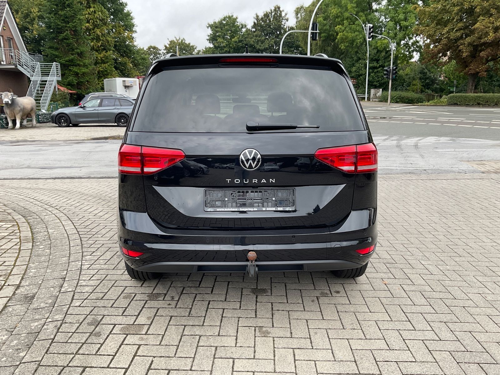Fahrzeugabbildung Volkswagen Touran 1.5 TSI DSG,7 Sitze,AHK,Standheizung,Pano