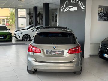 BMW 218 - 5