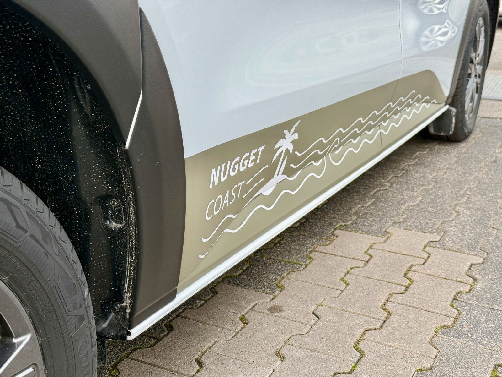 Vehicle image Ford Nugget L1 Coast | New model V710