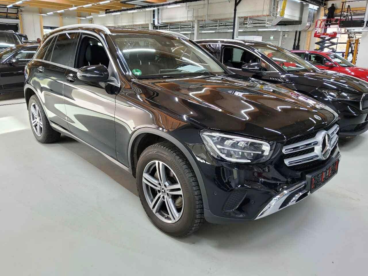 Mercedes-Benz GLC 300d 4M LED AMG DTC+ Kam Digital Ambi Memory