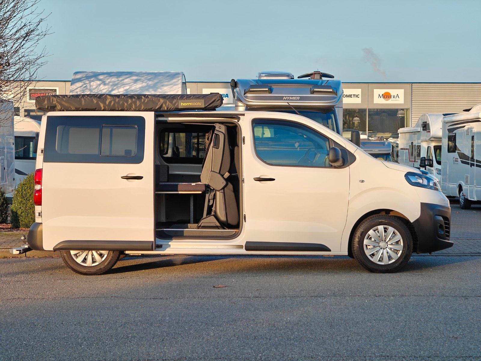 Fahrzeugabbildung Opel Vivaro Kasten FlexSpace M  DoKa - Bettbox, AHK