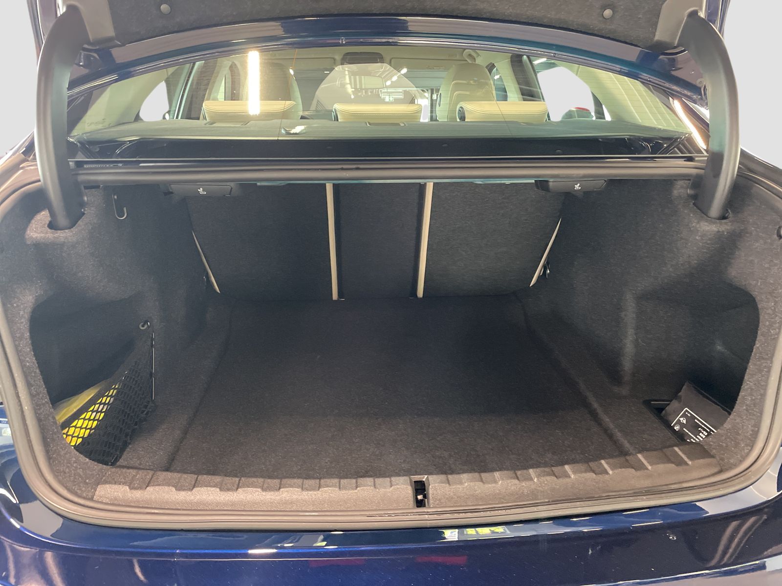 BMW 320 - Bild 15