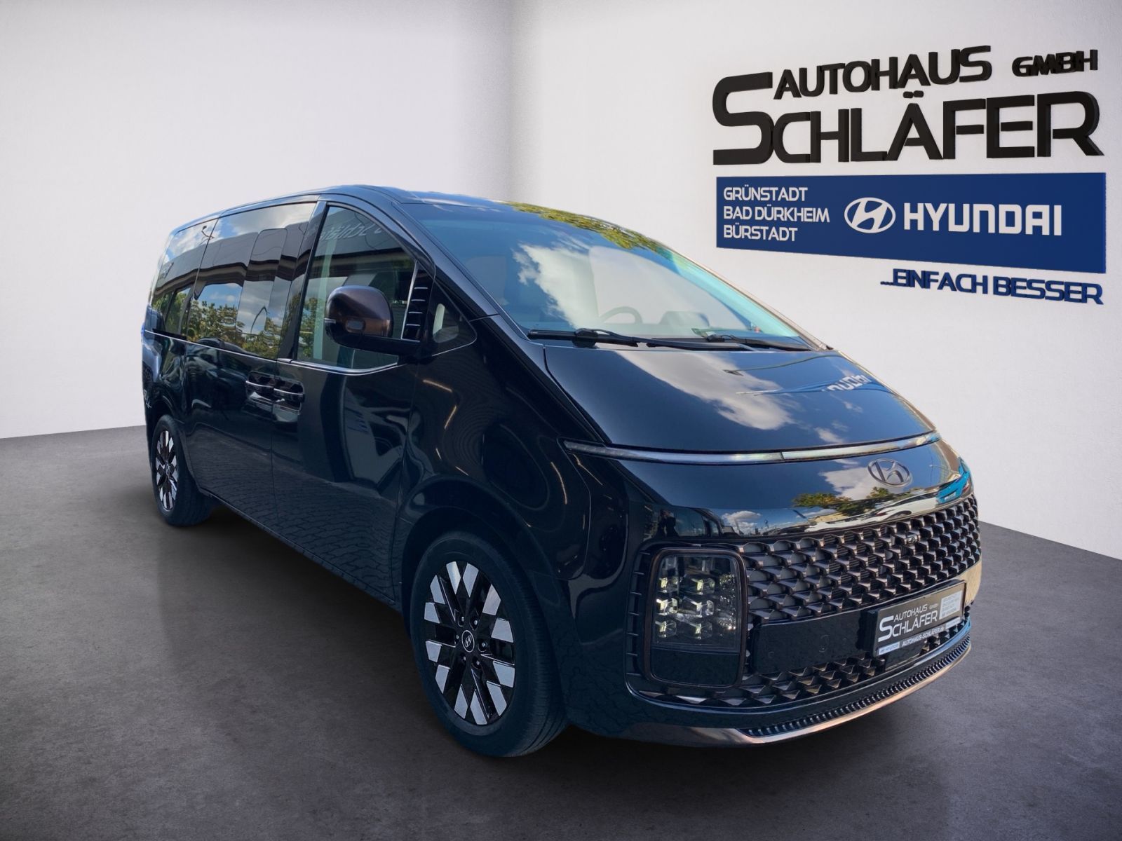 Fahrzeugabbildung Hyundai STARIA 2.2 CRDi Signature 4WD Panorama