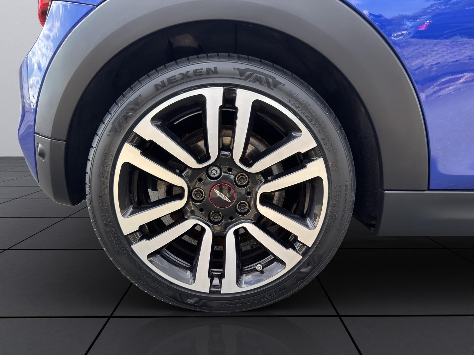 MINI Cooper S Cabrio Navi Kamera LED WirelessCharging