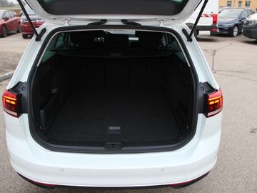 Volkswagen Passat Variant 2.0 TDI DSG Business Tiptronic KL