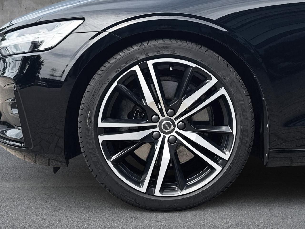 Fahrzeugabbildung Volvo V60 T5 Geartronic R-Design