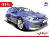 Volkswagen Golf VIII 1.5 TSI LED ACC Kamera AHK - Tageszulassungen mit Benzin-Antrieb: Limousine