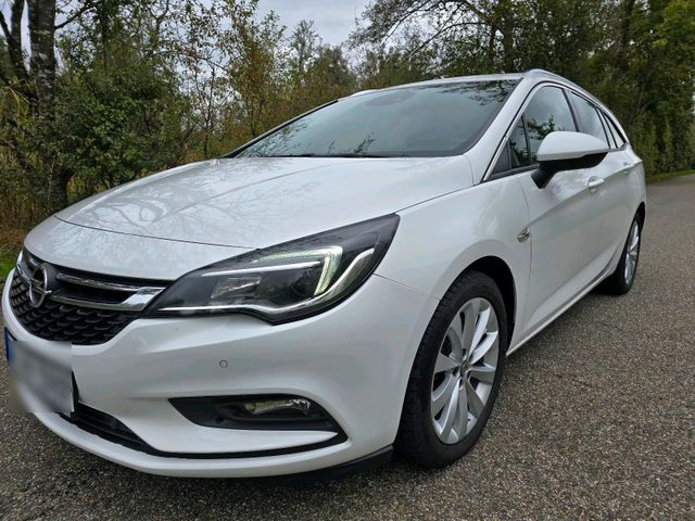 Opel Astra Tourer + Premium