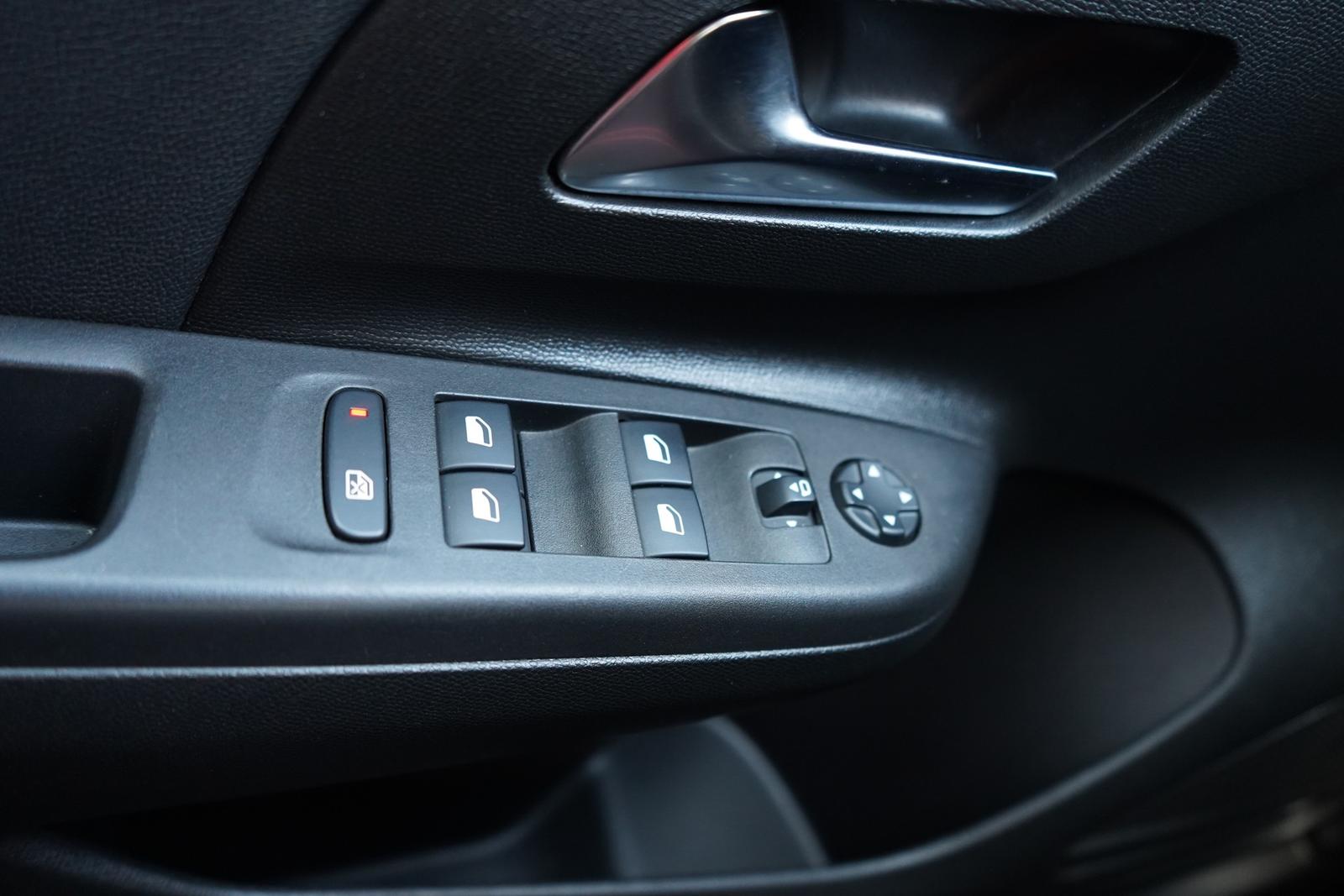 Opel Corsa F 1.2 GS Line Klima LED Totwinkel Kamera, миниатюра 20