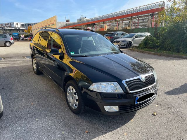 Skoda Octavia Combi 1.6 Elegance Elegance