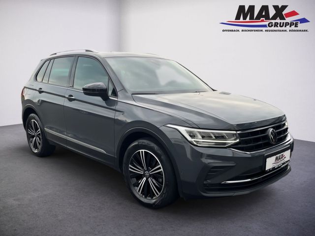 Tiguan 2.0 TDI DSG ACTIVE LED+PANO+KAM+AHK+HUD+