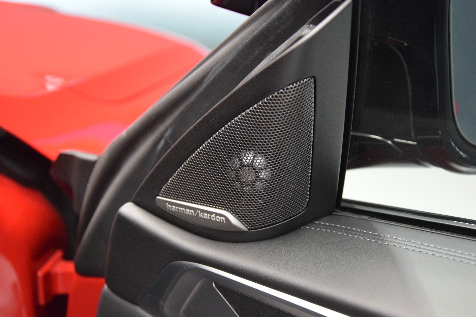 Fahrzeugabbildung BMW M4 Coupe xDrive Competition 50 Jahre Edition