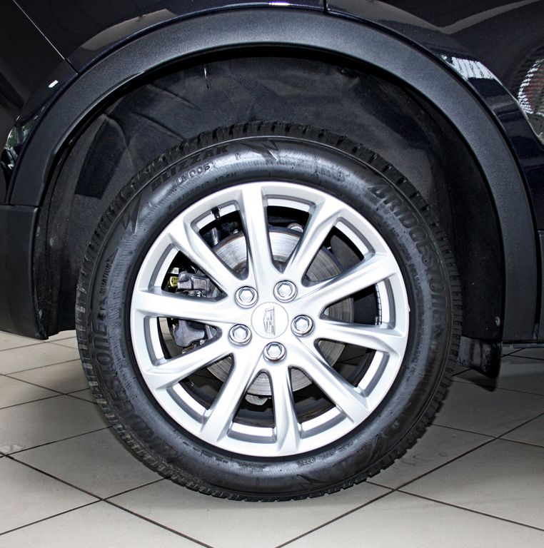 Cadillac XT4 350T AWD LUXURY PANO KAMERA TOTW SPUR BOSE