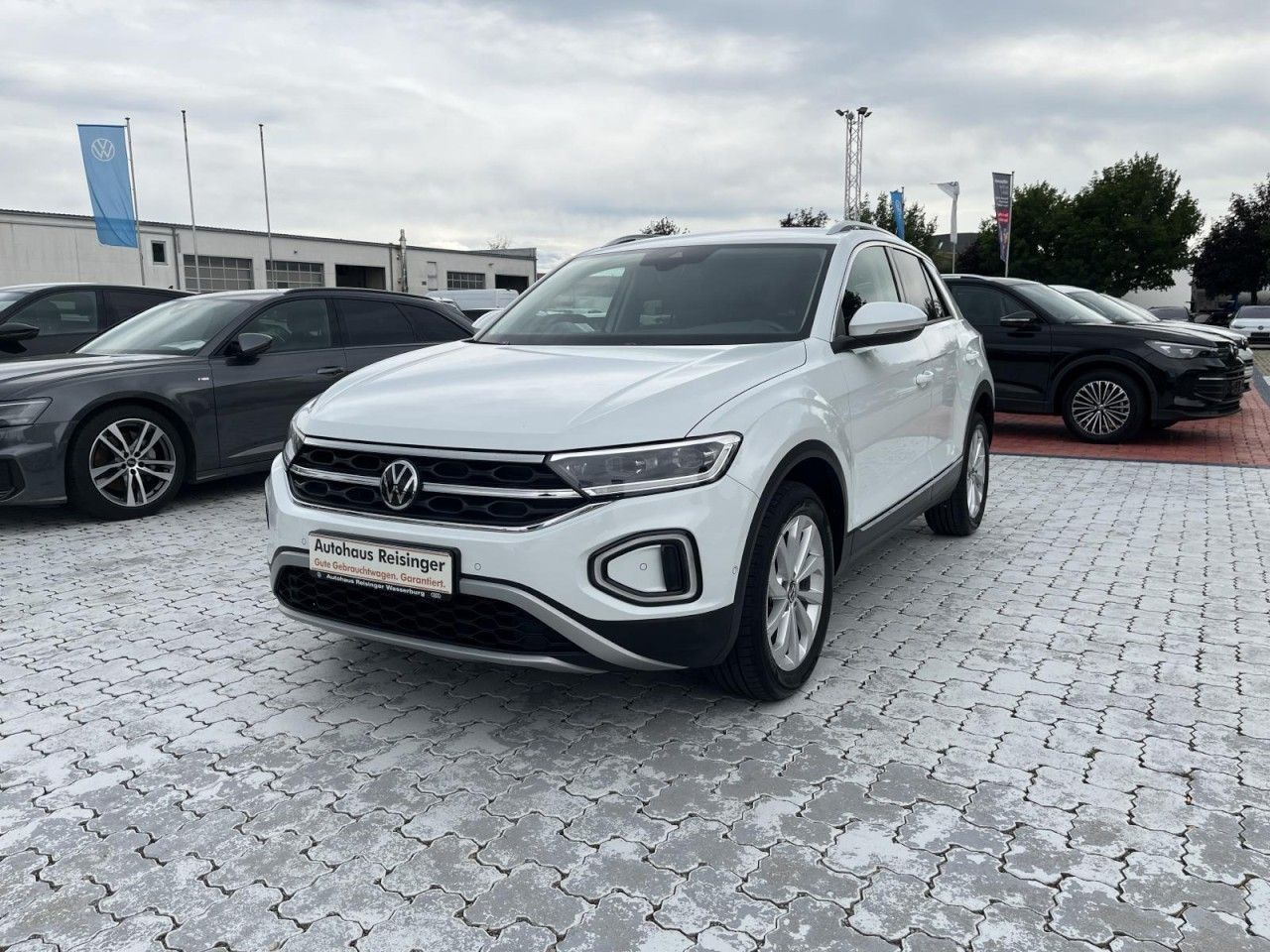 Volkswagen T-Roc - Bild 2